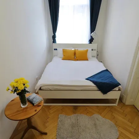 Apartman V Centre Mesta アパート *